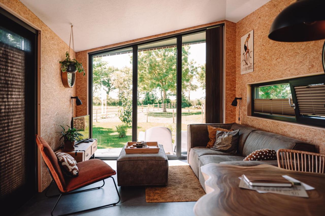 Bij De Genieterij Luxe Tiny Houses Koudum Exterior foto