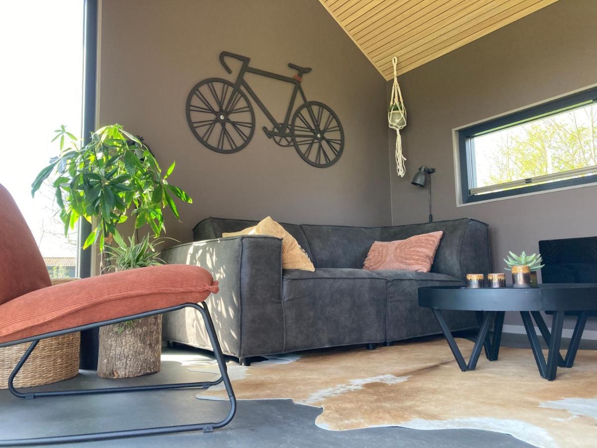 Bij De Genieterij Luxe Tiny Houses Koudum Exterior foto